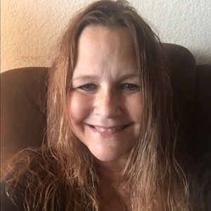 Meet your Posher, Michele